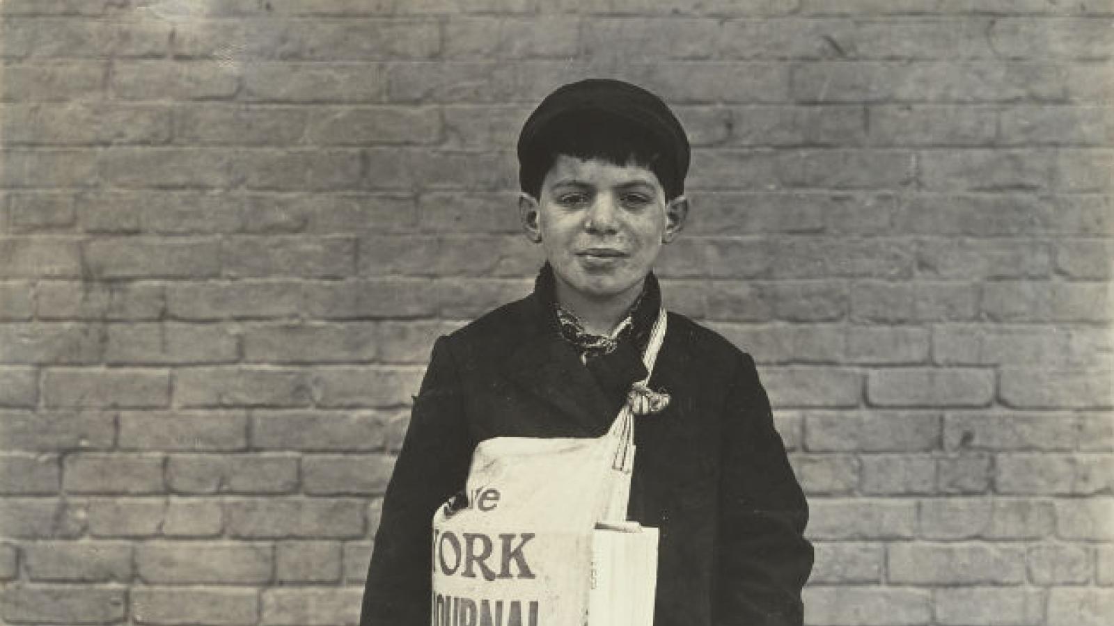 Early 1900s newsboy