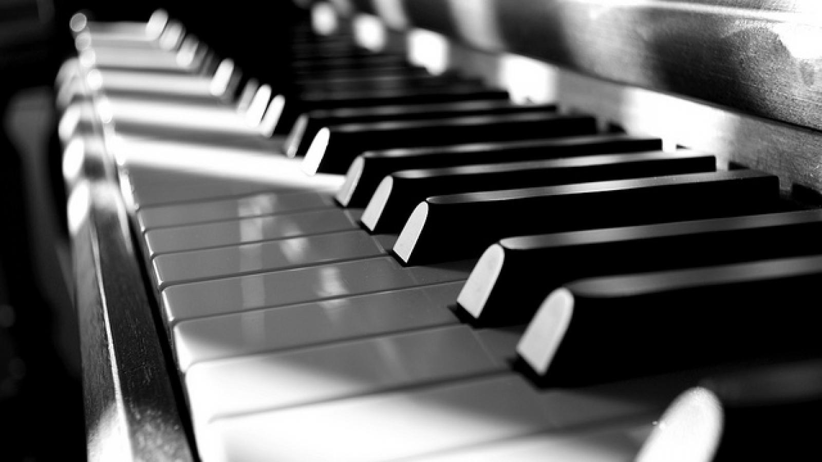 Black and white piano keyboard close-up
