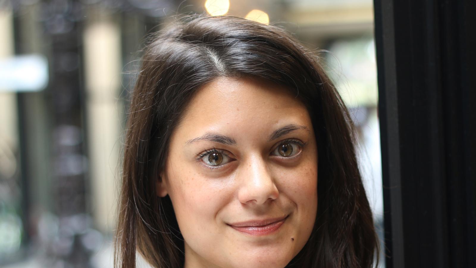 picture of a young woman with brown hair