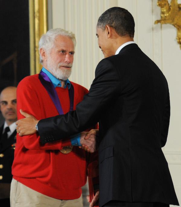 Sculptor Mark di Suvero receives the 2010 National Medal of Arts from President Barack Obama